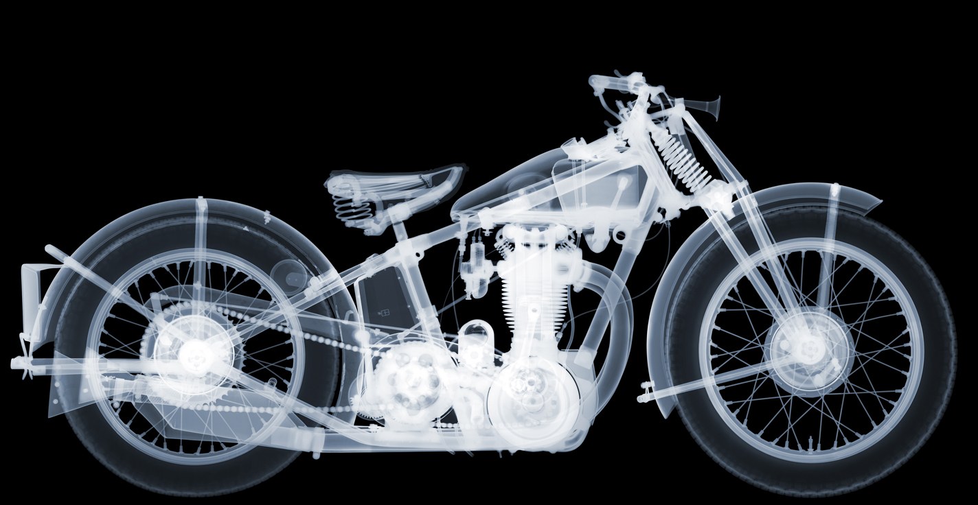 Ariel Model E, 2014 (L)