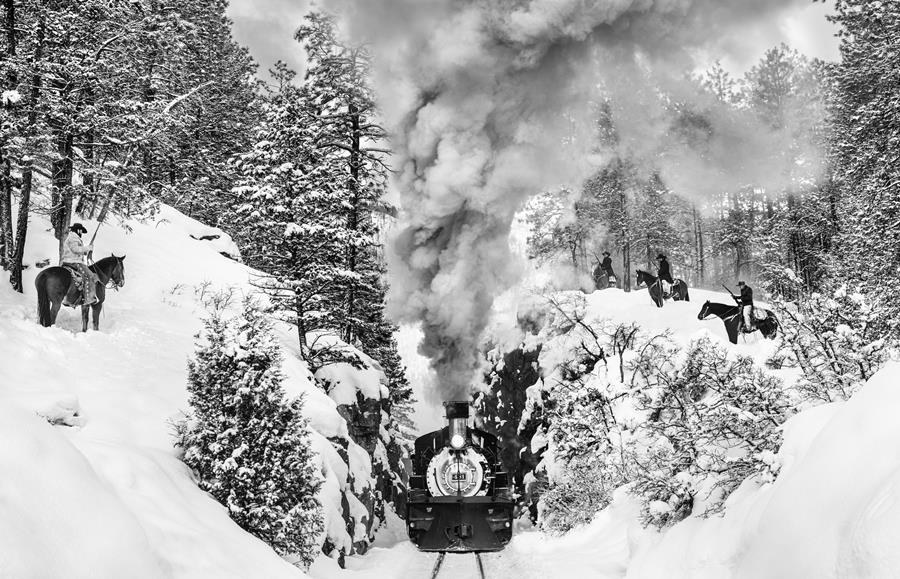 David Yarrow, Outlaws (B&W) - (cliquez pour plus de détails)